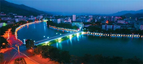 海南四季华庭·阳光华府房价以后会涨很高吗? 海南四季华庭·阳光华府房价以后会涨很高吗?