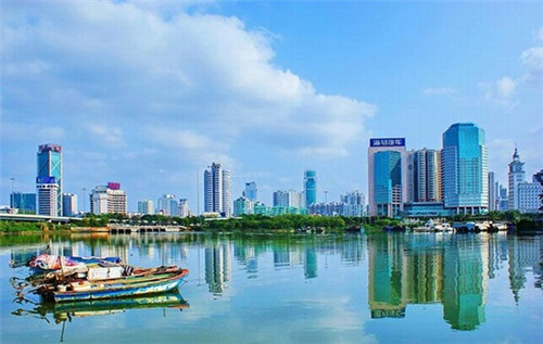 红城湖国际广场VS西雅图丽湾房价涨跌预测~海南海口市居住感受