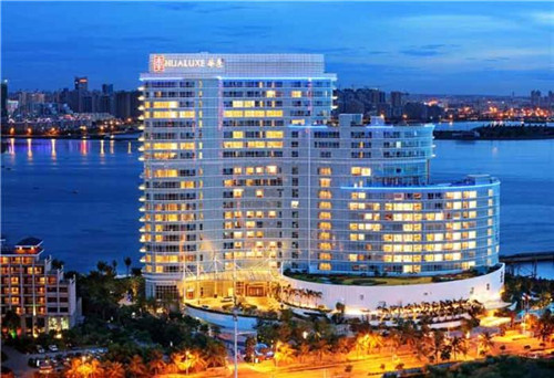 海南海口养老买房纸得吗？泰河阁小区对比鸿嘉金龙湾哪个还可以买？